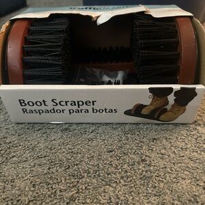 Boot Scraper with Stiff Bristles